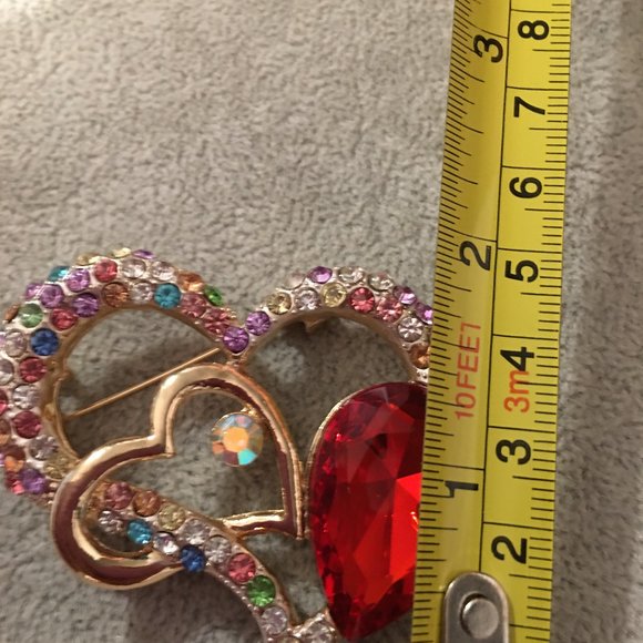 Large Rhinestone Heart Cluster Brooch - NEW  Drawer 6 - Picture 7 of 8